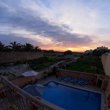Ta'kalamija Bed & Breakfast 4*