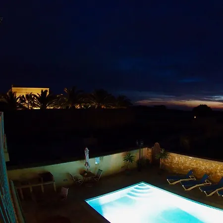Ta'kalamija Bed & Breakfast 4*