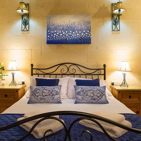 Ta'kalamija Bed & Breakfast 4*