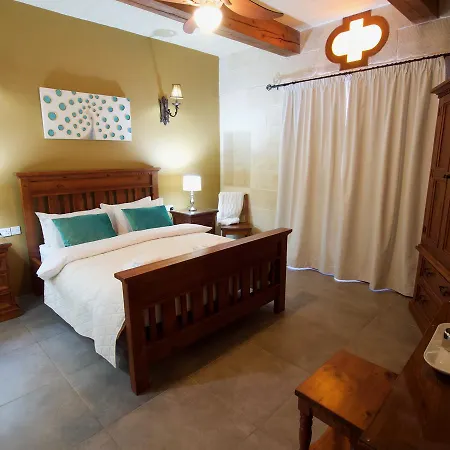 Ta'kalamija Bed & Breakfast 4*