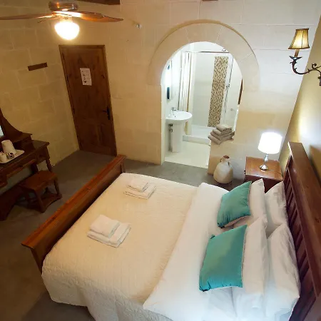 Ta'kalamija فندق مبيت وإفطار Gozo
